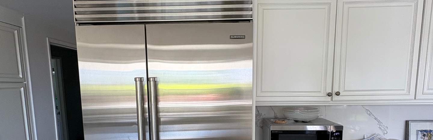 sub-zero refrigerator